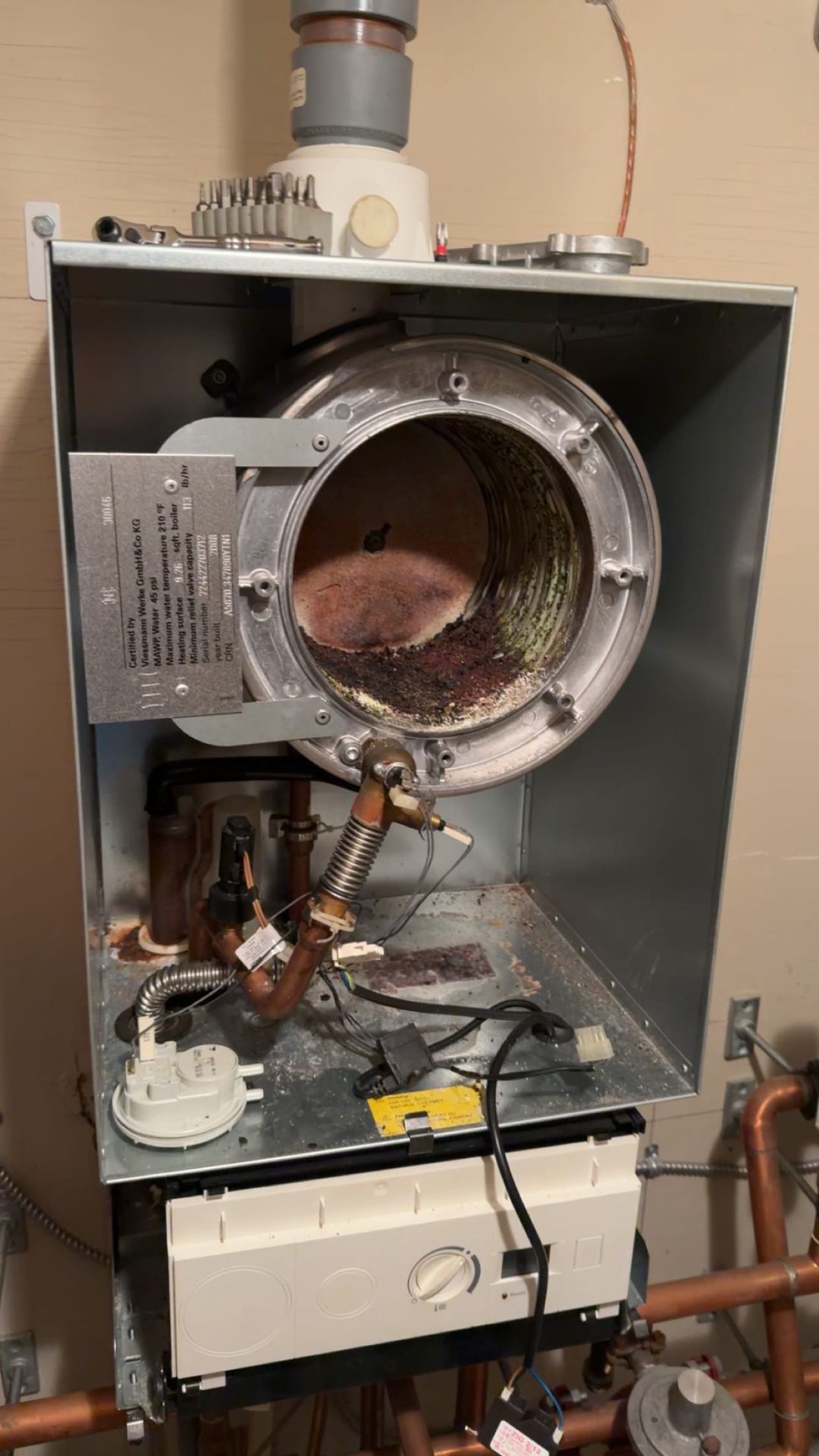 Boiler heat exchanger clean